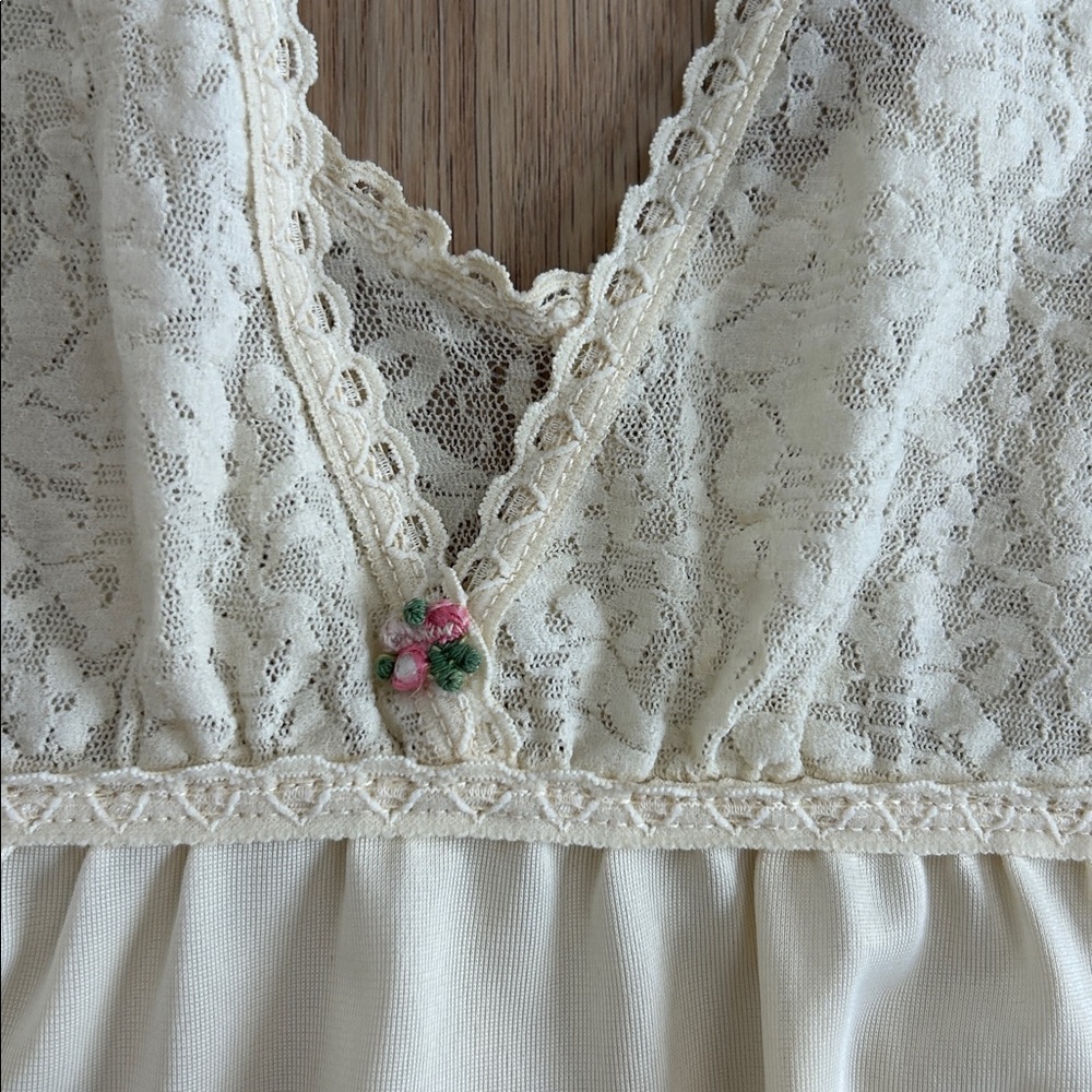 Vintage JCPenney Cream Lace Trim Chemise S - Picture 5 of 7